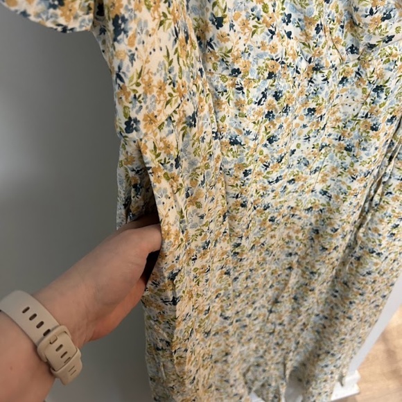 Torrid Floral Maxi Wrap Dress NWT - Picture 3 of 10